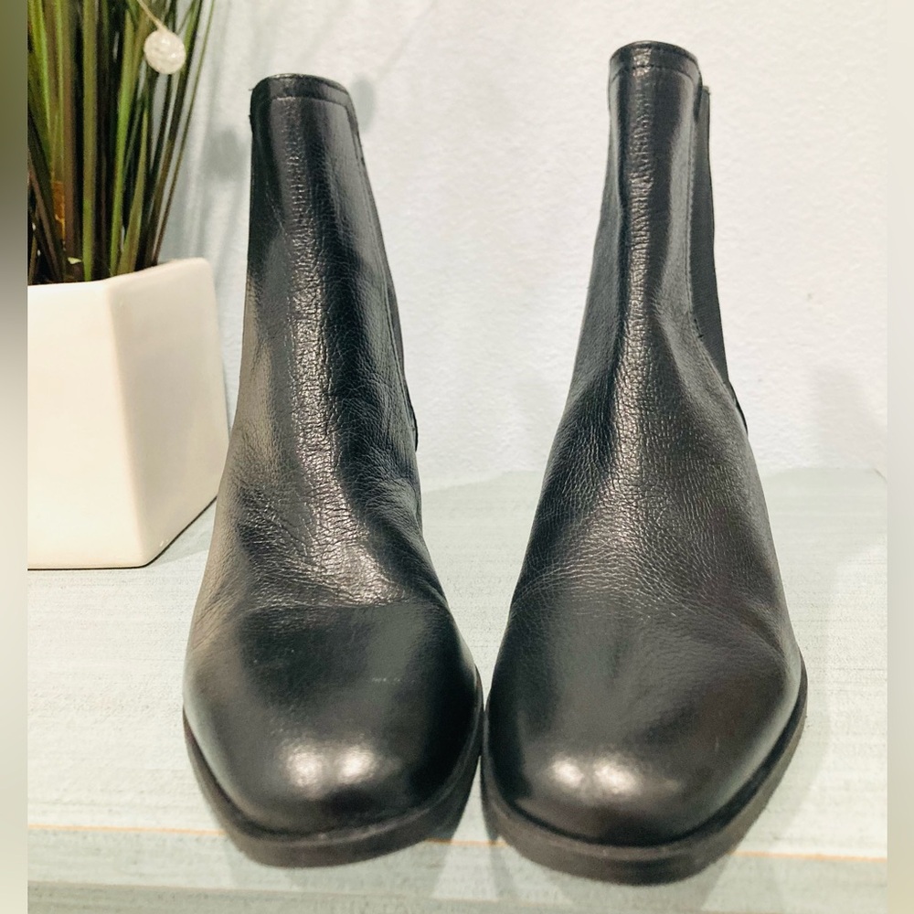 NEW Kenneth Cole Reaction Salt Chelsea Black Leather Ankle Bootie Women’s 7.5 - Picture 4 of 11